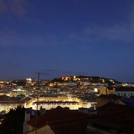 Charm And Fantastic View In A Fully Equipped Home In Center Lisbon Exterior photo